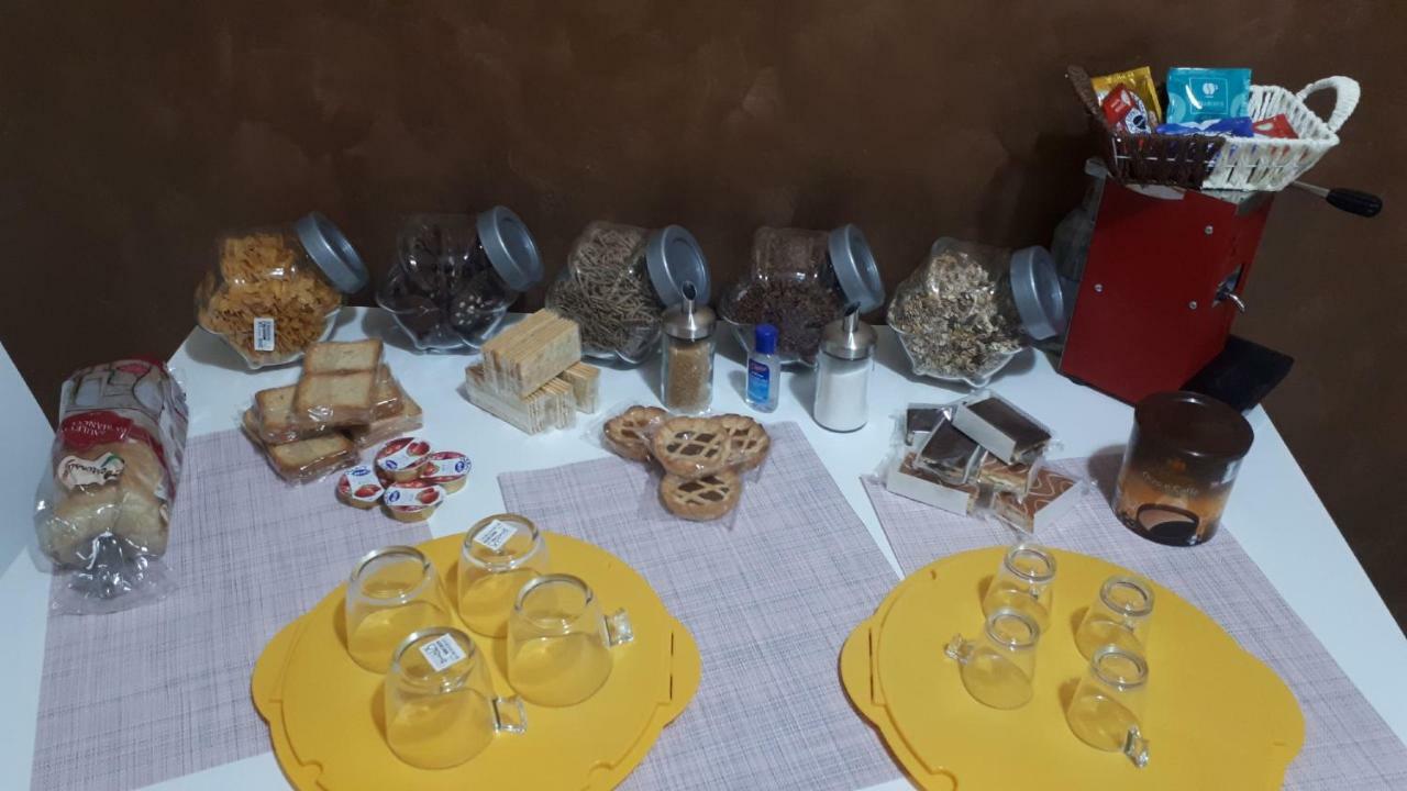 B&B Sicilia Messina Buitenkant foto